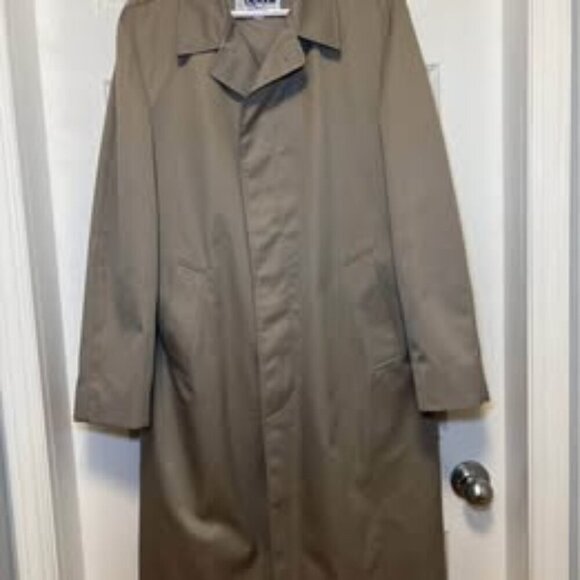 Croydon Taupe Water Resistant Trench Coat.  Size 40 - Picture 1 of 8